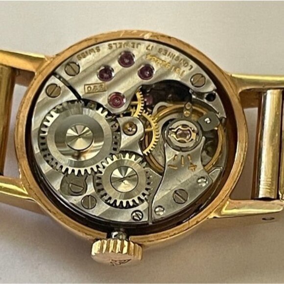 18K Gold Longines Woman\'s Wristwatch With 18K Gold Band